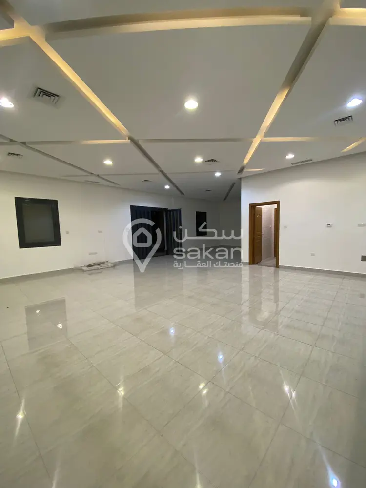 دوبلكس للتأجير في مبارك الكبير، فنيطيس