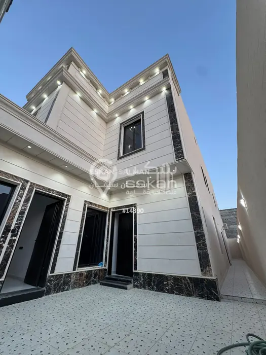 Floor for Buy & Sell in Riyadh, Riyadh, Al Janadriyah